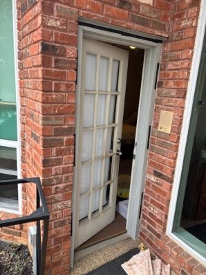 Before & After Door Replacement in Garland, TX (1)